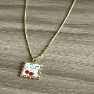 Gold Cherry Pendant Necklace Q659